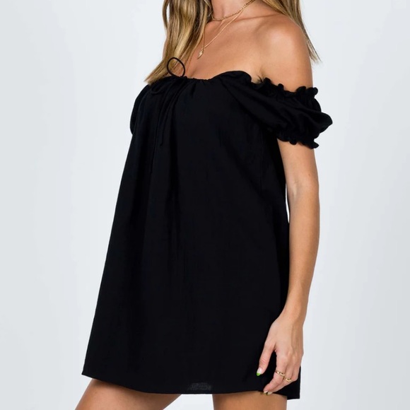 Princess Polly Dress - Picture 3 of 9